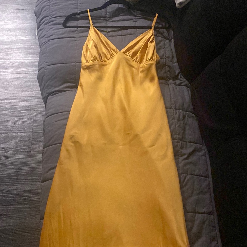 Yellow satin Abercrombie maxi dress XS
